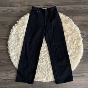 Levis ribcage straight ankle jean. Like new.